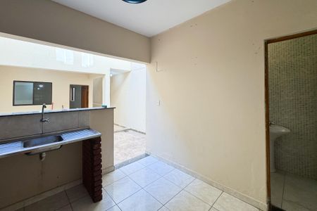 Casa para alugar com 225m², 4 quartos e 2 vagasÁrea - Churrasqueira
