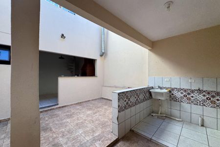 Casa para alugar com 225m², 4 quartos e 2 vagasÁrea de Serviço