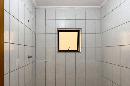 Casa para alugar com 225m², 4 quartos e 2 vagasBanheiro Social