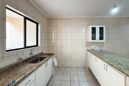 Casa para alugar com 225m², 4 quartos e 2 vagasCozinha 