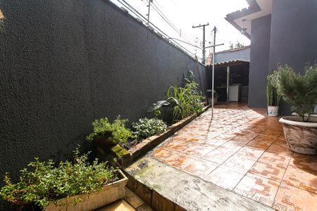 Casa para alugar com 139m², 3 quartos e 2 vagas Casa para alugar com 139m², 3 quartos e 2 vagasJardim