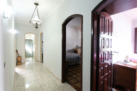 Casa para alugar com 139m², 3 quartos e 2 vagas Casa para alugar com 139m², 3 quartos e 2 vagasCorredor