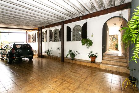 Casa para alugar com 139m², 3 quartos e 2 vagas Casa para alugar com 139m², 3 quartos e 2 vagasGaragem