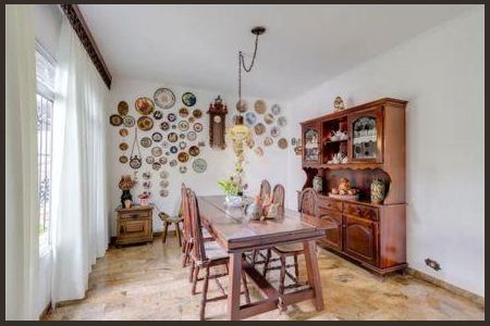 Casa à venda com 3 quartos, 129m² em Vila Elvira, São Paulo