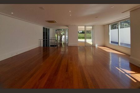 Casa à venda com 4 quartos, 970m² em Cidade Jardim, São Paulo