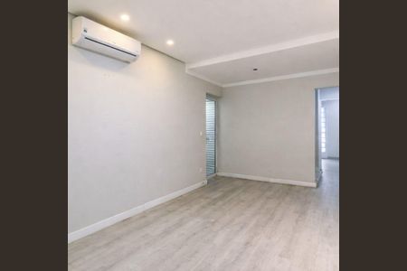 Casa à venda com 100m², 2 quartos e 1 vaga