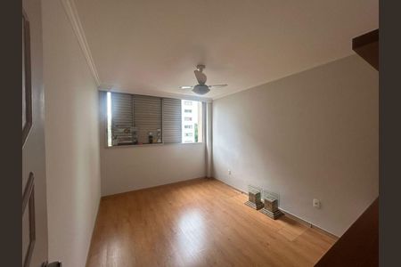 Apartamento para alugar com 3 quartos, 115m² em Indianópolis, São Paulo