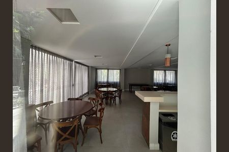Apartamento para alugar com 3 quartos, 115m² em Indianópolis, São Paulo