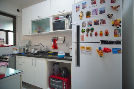 Apartamento à venda com 77m², 2 quartos e 1 vagaCozinha Integrada