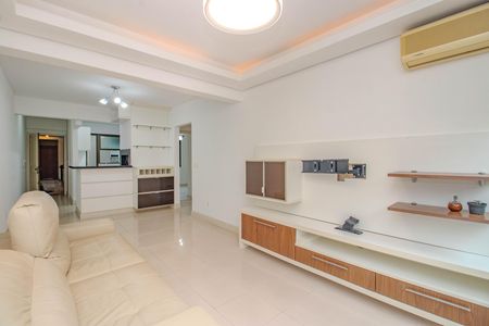 Sala de apartamento à venda com 2 quartos, 77m² em Bela Vista, Porto Alegre