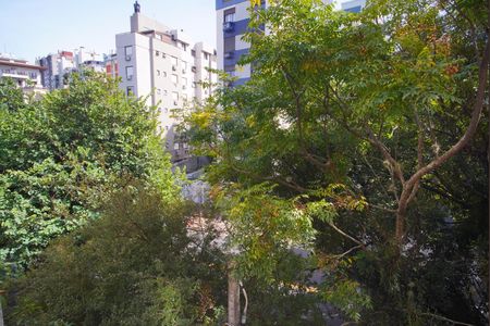 Suíte - Vista de apartamento à venda com 2 quartos, 77m² em Bela Vista, Porto Alegre