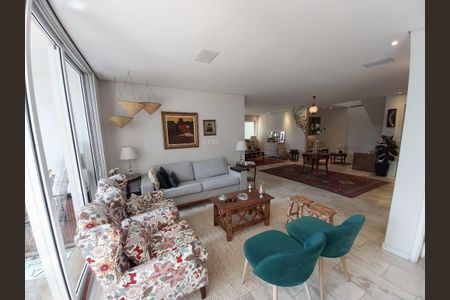 Casa para alugar com 398m², 5 quartos e 3 vagas