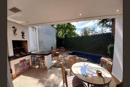 Casa para alugar com 398m², 5 quartos e 3 vagas