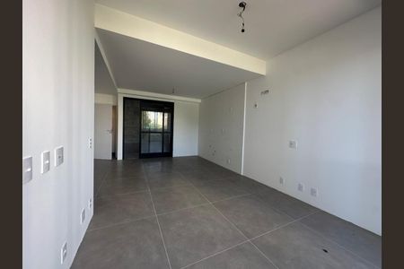 Casa à venda com 2 quartos, 135m² em Vila Alexandria, São Paulo