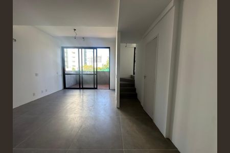 Casa à venda com 2 quartos, 135m² em Vila Alexandria, São Paulo
