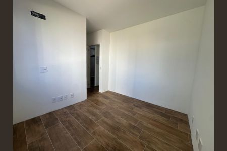 Casa à venda com 2 quartos, 135m² em Vila Alexandria, São Paulo