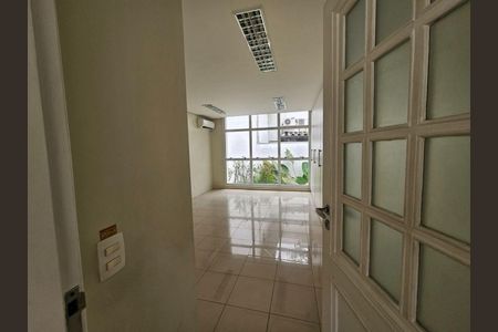 Casa à venda com 6 quartos, 367m² em Vila Mariana, São Paulo