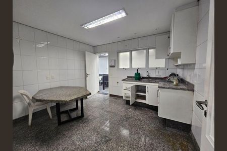 Casa à venda com 367m², 6 quartos e 6 vagas