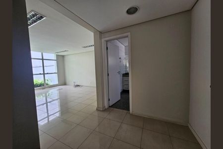 Casa à venda com 6 quartos, 367m² em Vila Mariana, São Paulo