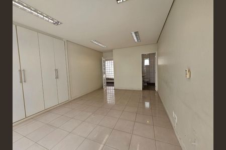 Casa à venda com 367m², 6 quartos e 6 vagas