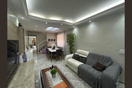 Casa à venda com 3 quartos, 149m² em Vila Primavera, São Paulo