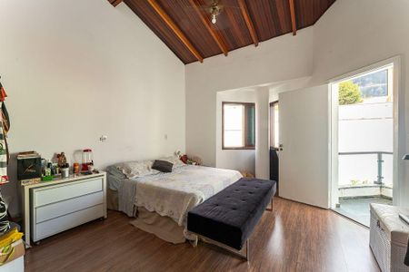 Casa à venda com 4 quartos, 305m² em Alphaville, Santana de Parnaíba