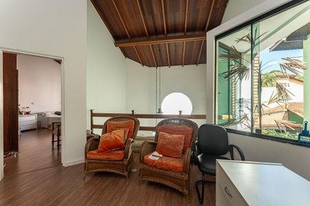 Casa à venda com 4 quartos, 305m² em Alphaville, Santana de Parnaíba