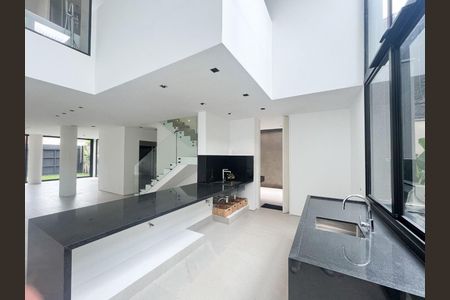 Casa à venda com 262m², 3 quartos e 3 vagas
