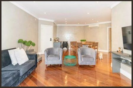 Apartamento à venda com 3 quartos, 167m² em Moema, São Paulo
