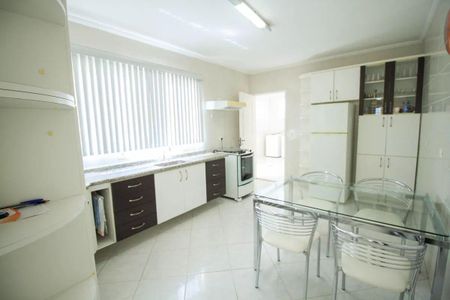 Casa à venda com 127m², 3 quartos e 2 vagas