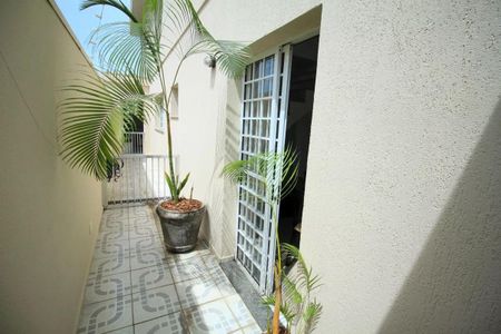 Casa à venda com 127m², 3 quartos e 2 vagas
