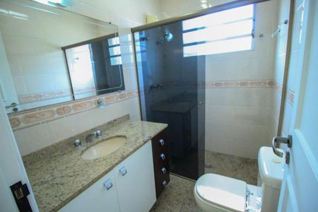Casa à venda com 127m², 3 quartos e 2 vagas