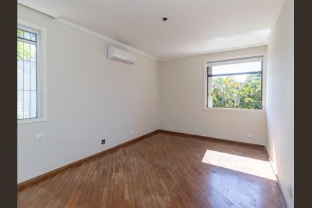 Casa à venda com 480m², 4 quartos e 5 vagas