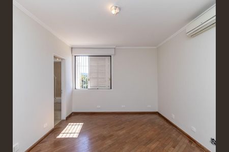 Casa à venda com 480m², 4 quartos e 5 vagas