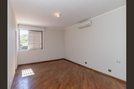 Casa à venda com 480m², 4 quartos e 5 vagas
