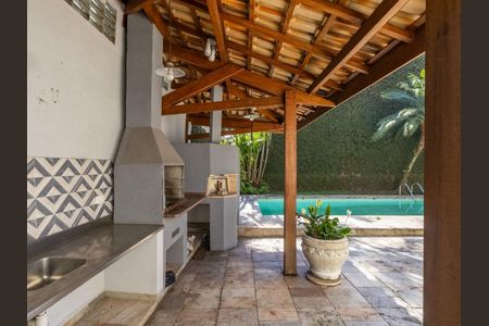Casa à venda com 480m², 4 quartos e 5 vagas