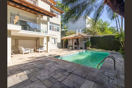 Casa à venda com 480m², 4 quartos e 5 vagas