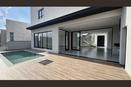 Casa à venda com 350m², 4 quartos e 4 vagas