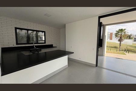 Casa à venda com 350m², 4 quartos e 4 vagas