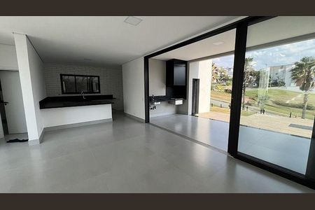 Casa à venda com 4 quartos, 350m² em Cidade Tamboré, Santana de Parnaíba