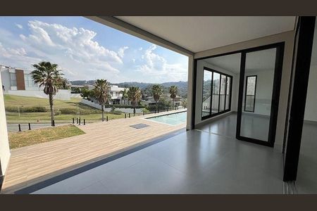Casa à venda com 350m², 4 quartos e 4 vagas