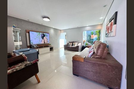 Casa à venda com 3 quartos, 191m² em Cidade Miramar, São Bernardo do Campo