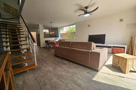 Casa à venda com 3 quartos, 160m² em Brooklin, São Paulo