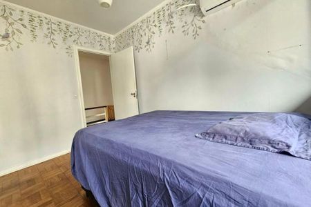 Casa à venda com 160m², 3 quartos e 2 vagas