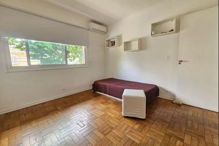 Casa à venda com 160m², 3 quartos e 2 vagas