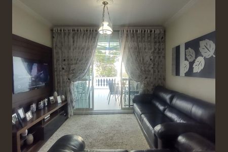Casa à venda com 3 quartos, 205m² em Sítio da Figueira, São Paulo