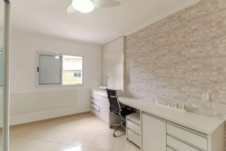 Casa à venda com 81m², 3 quartos e 2 vagas