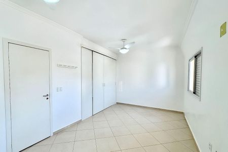 Casa à venda com 81m², 3 quartos e 2 vagas