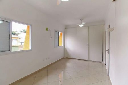 Casa à venda com 81m², 3 quartos e 2 vagas