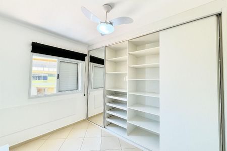 Casa à venda com 81m², 3 quartos e 2 vagas